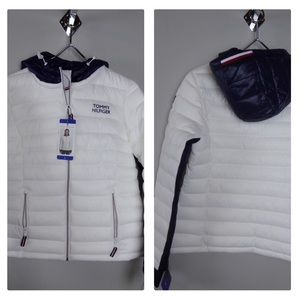 Tommy Hilfiger Packable Puffer Hooded Jacket NWT